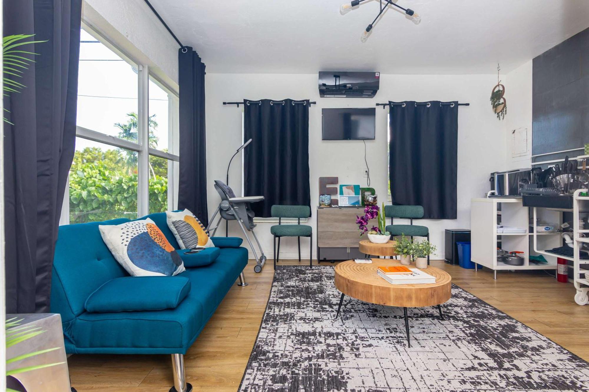 Serene Cottage Retreat, Ideal For Couples & Solo Miami Exterior photo